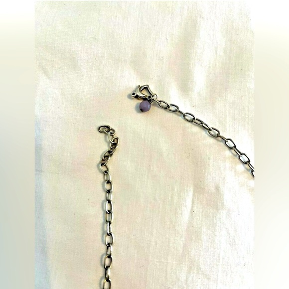 Necklace Purple Beads Choker on Silver Chain Clasp - Picture 5 of 5